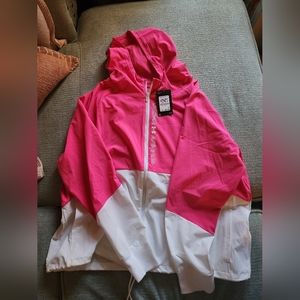 Under Armor womans windbreaker jacket